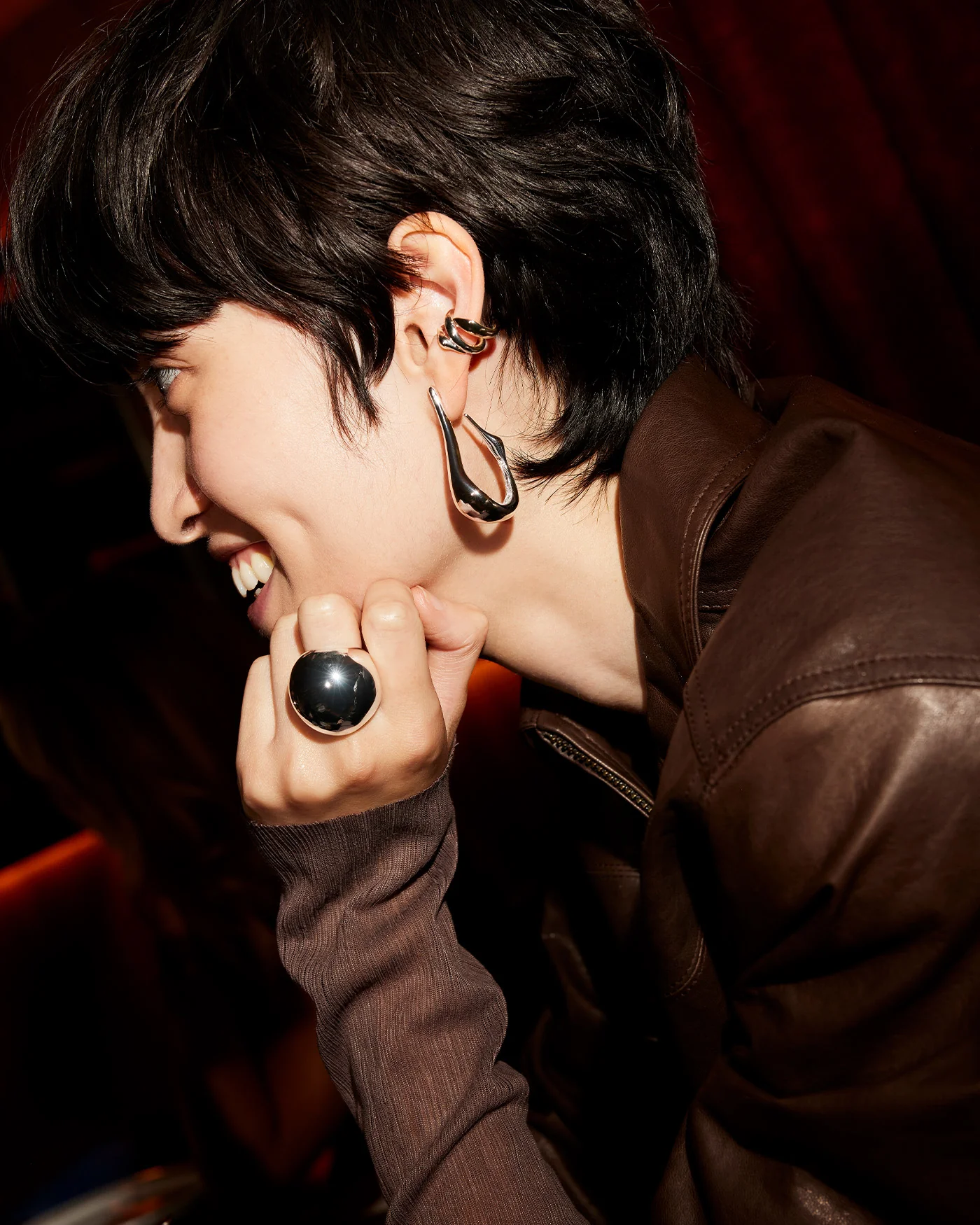 Colette Hoop Earrings - Medium - Image 7