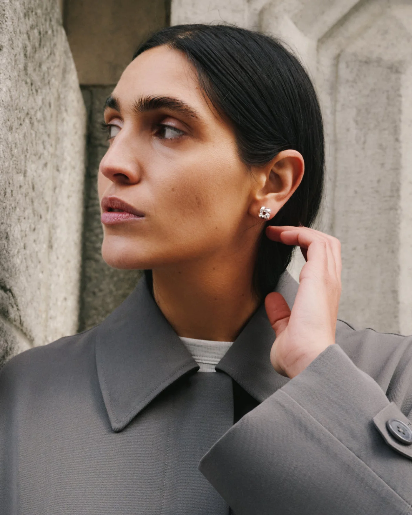 Mini Woven Square Earrings - Image 4